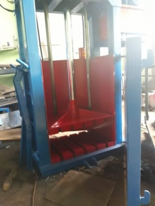 mesin ball press