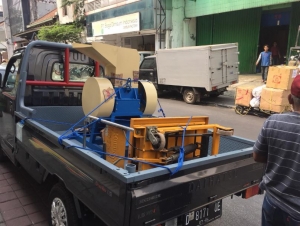Pengiriman mesin penghancur kaca ke Makassar