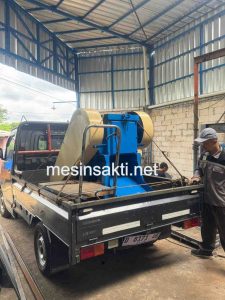 Mesin pencacah karton