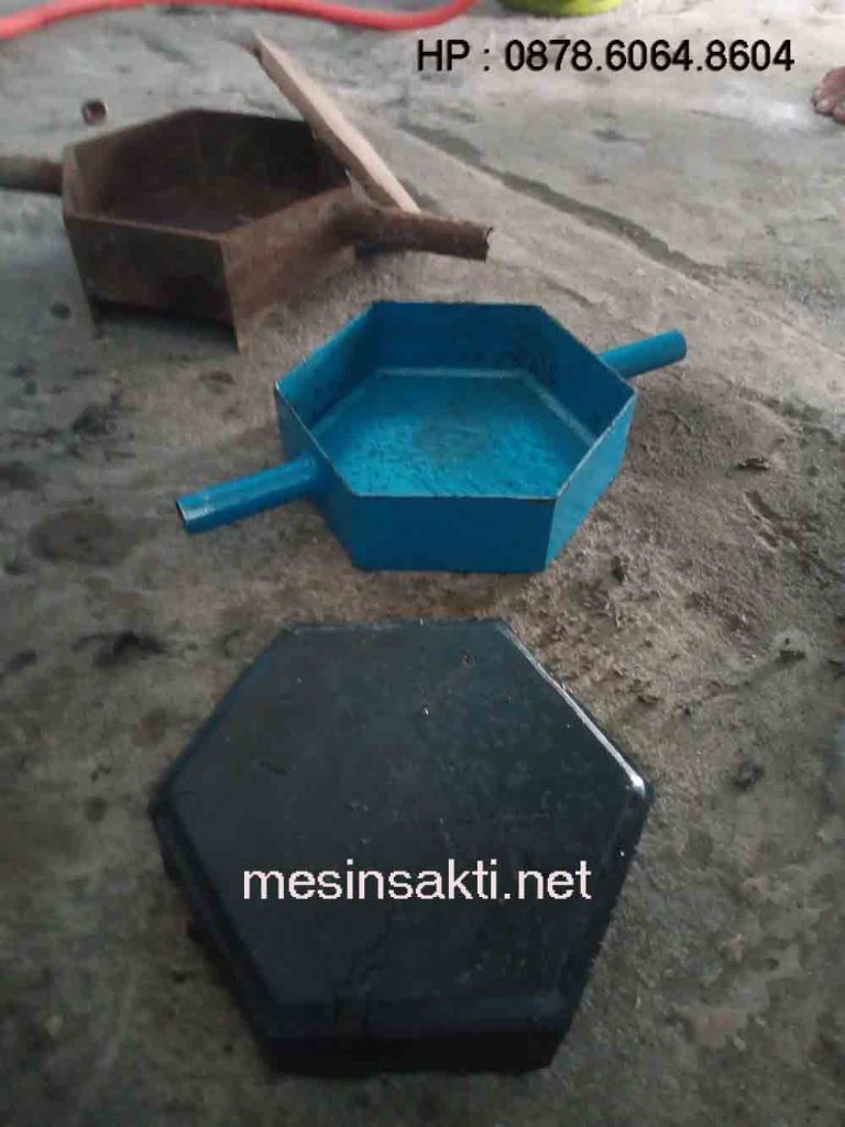 Paving Block Plastik Membuat paving block dari sampah plastik menggunakan mesin pelumer